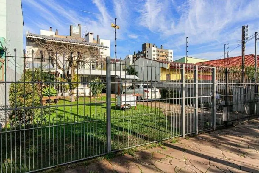 Foto 3 de Casa com 3 Quartos à venda, 250m² em Tristeza, Porto Alegre