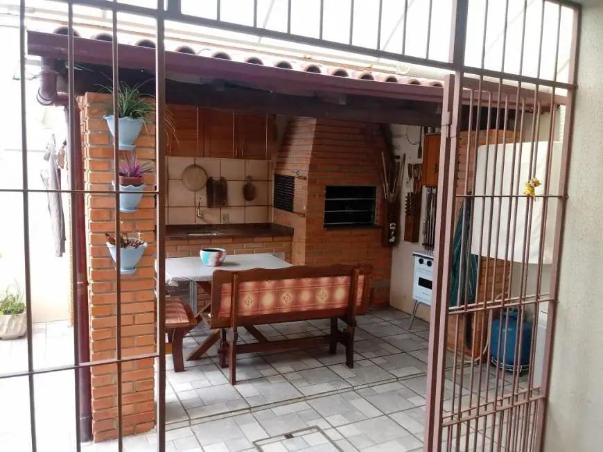 Foto 4 de Casa com 3 Quartos à venda, 279m² em Tristeza, Porto Alegre