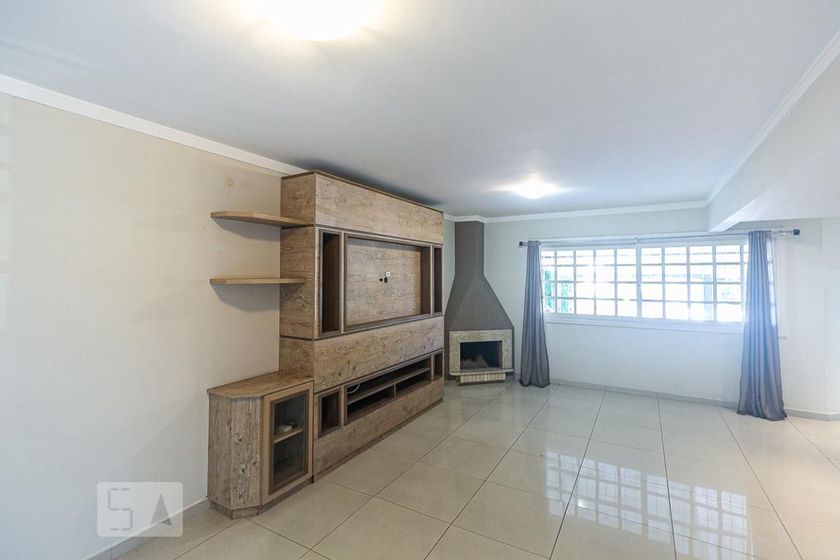 Foto 4 de Casa com 4 Quartos para alugar, 200m² em Campo Novo, Porto Alegre