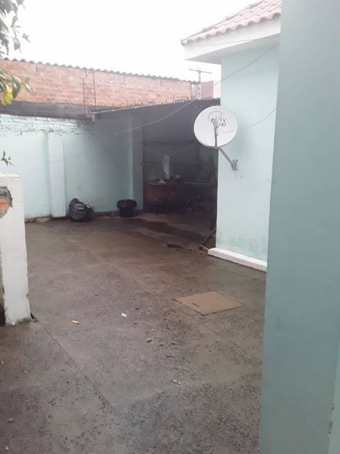 Foto 2 de Casa com 4 Quartos à venda, 243m² em Medianeira, Porto Alegre