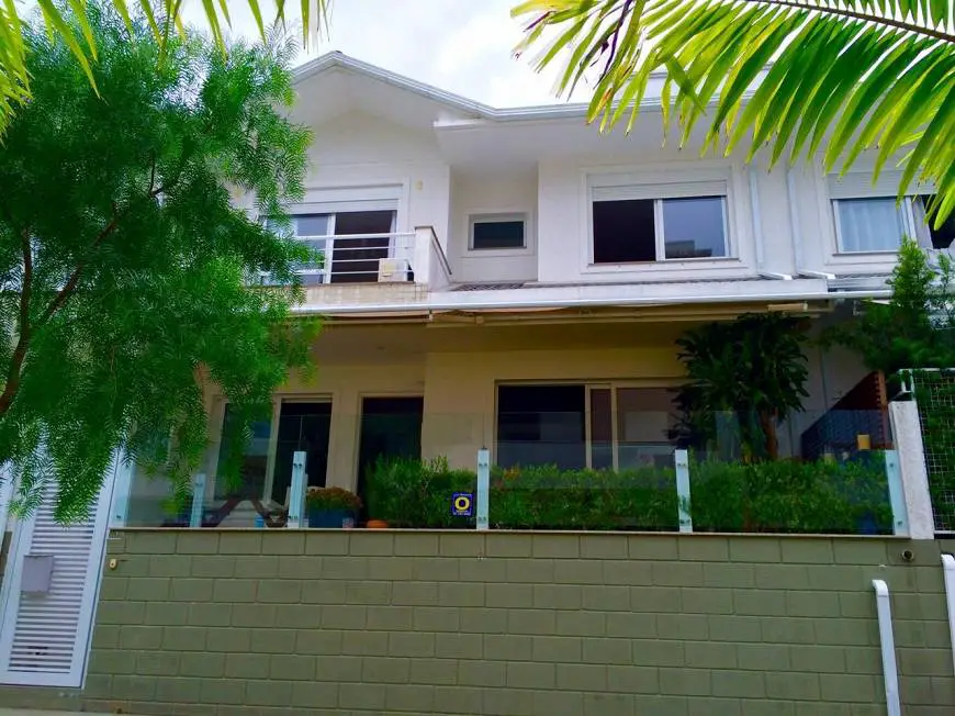 Foto 1 de Casa de Condomínio com 3 Quartos à venda, 220m² em Jurerê, Florianópolis