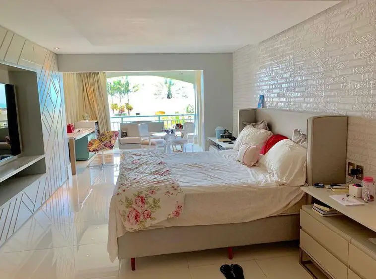 Foto 1 de Casa de Condomínio com 5 Quartos à venda, 406m² em De Lourdes, Fortaleza