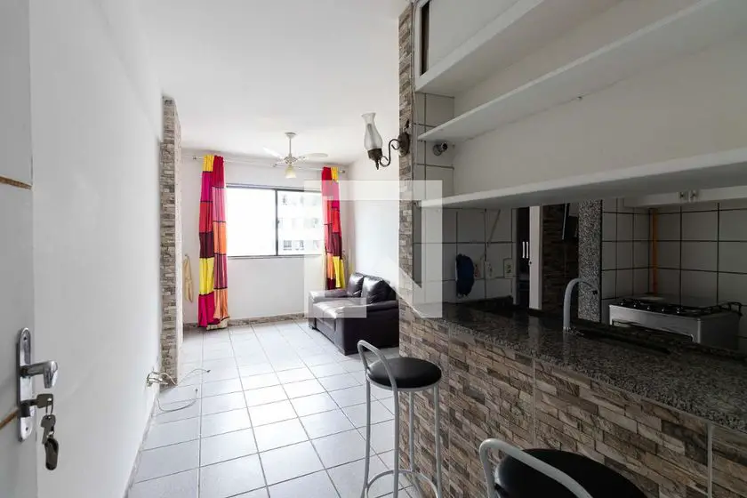 Foto 1 de Apartamento com 1 Quarto para alugar, 56m² em Casa Amarela, Recife