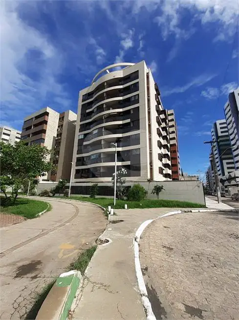 Foto 1 de Apartamento com 1 Quarto à venda, 90m² em Jatiúca, Maceió