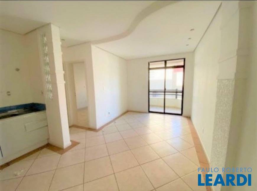 Foto 1 de Apartamento com 1 Quarto para venda ou aluguel, 50m² em Lagoa da Conceição, Florianópolis