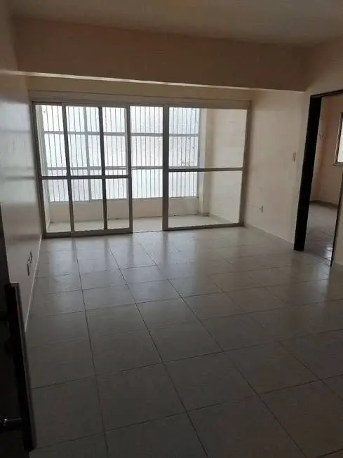 Foto 1 de Apartamento com 2 Quartos para alugar, 70m² em Adrianópolis, Manaus