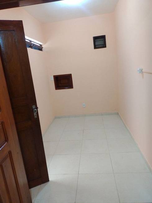 Foto 4 de Apartamento com 2 Quartos para alugar, 70m² em Adrianópolis, Manaus