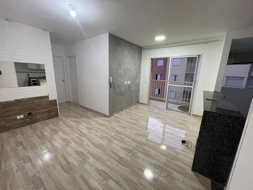 Foto 1 de Apartamento com 2 Quartos para alugar, 50m² em Laranjeiras, Caieiras