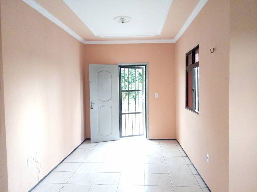 Foto 3 de Apartamento com 2 Quartos para alugar, 56m² em Presidente Kennedy, Fortaleza