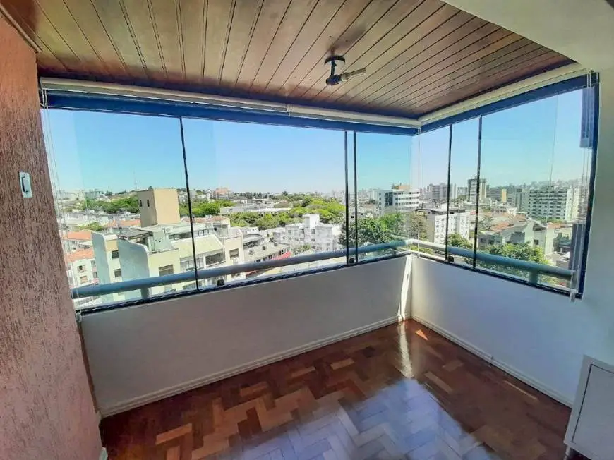 Foto 1 de Apartamento com 2 Quartos para alugar, 72m² em Santana, Porto Alegre