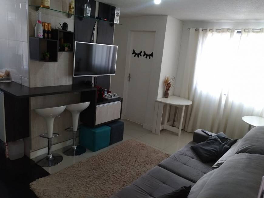 Foto 1 de Apartamento com 2 Quartos à venda, 44m² em Sitio Cercado, Curitiba