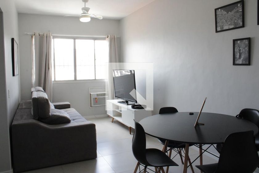 Foto 1 de Apartamento com 3 Quartos para alugar, 66m² em Cascadura, Rio de Janeiro