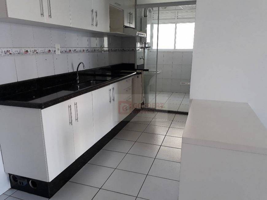 Foto 4 de Apartamento com 3 Quartos para alugar, 64m² em Gopouva, Guarulhos