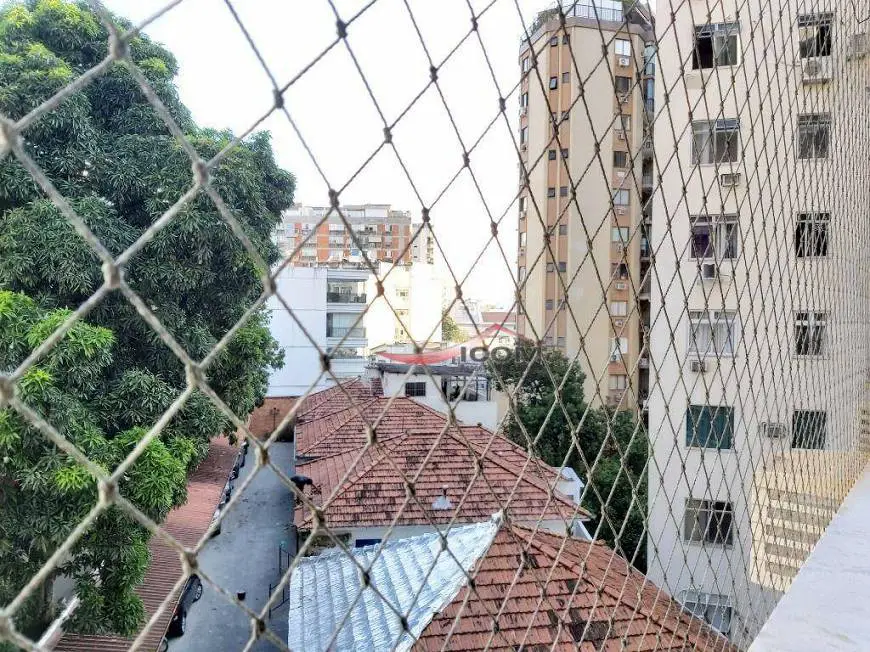 Foto 5 de Apartamento com 3 Quartos para alugar, 155m² em Humaitá, Rio de Janeiro
