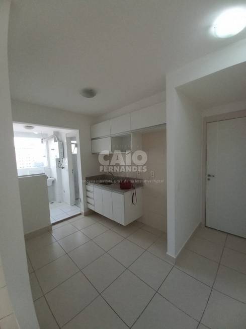 Foto 2 de Apartamento com 3 Quartos para alugar, 81m² em Lagoa Nova, Natal