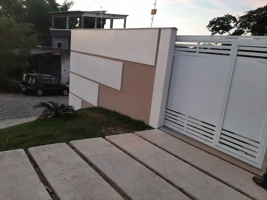 Foto 1 de Casa com 2 Quartos à venda, 65m² em Extensão do Bosque, Rio das Ostras