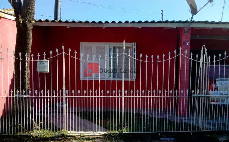 Foto 2 de Casa com 2 Quartos à venda, 110m² em Guajuviras, Canoas