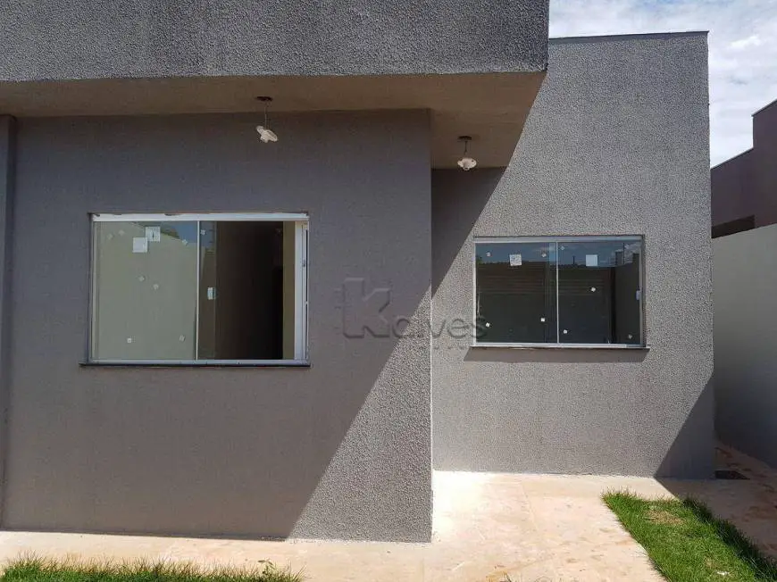 Foto 1 de Casa com 2 Quartos à venda, 42m² em Jardim Anache, Campo Grande