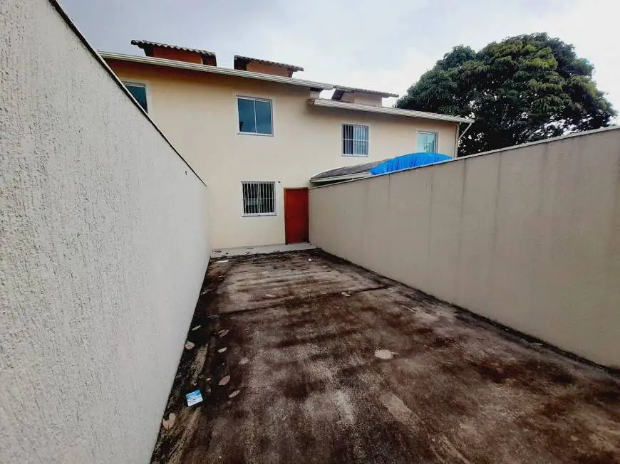 Foto 1 de Casa com 2 Quartos à venda, 75m² em Jardim Leblon, Belo Horizonte