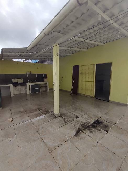 Foto 1 de Casa com 2 Quartos à venda, 200m² em São José Operário, Manaus