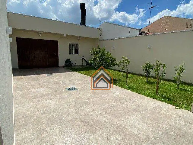 Foto 2 de Casa com 3 Quartos à venda, 250m² em Jardim Algarve, Alvorada