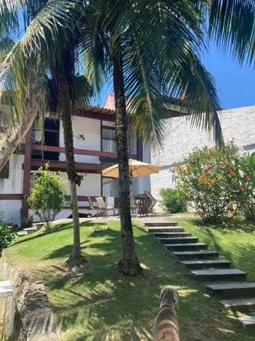Foto 1 de Casa com 5 Quartos para alugar, 600m² em Laranjeiras, Rio de Janeiro