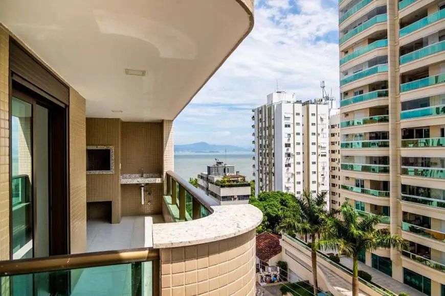 Foto 1 de Apartamento com 3 Quartos à venda, 97m² em Agronômica, Florianópolis