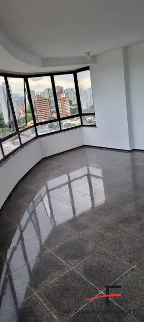 Foto 1 de Apartamento com 3 Quartos para alugar, 100m² em Guararapes, Fortaleza