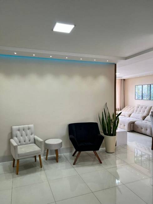 Foto 3 de Apartamento com 3 Quartos à venda, 140m² em Setor Central, Goiânia