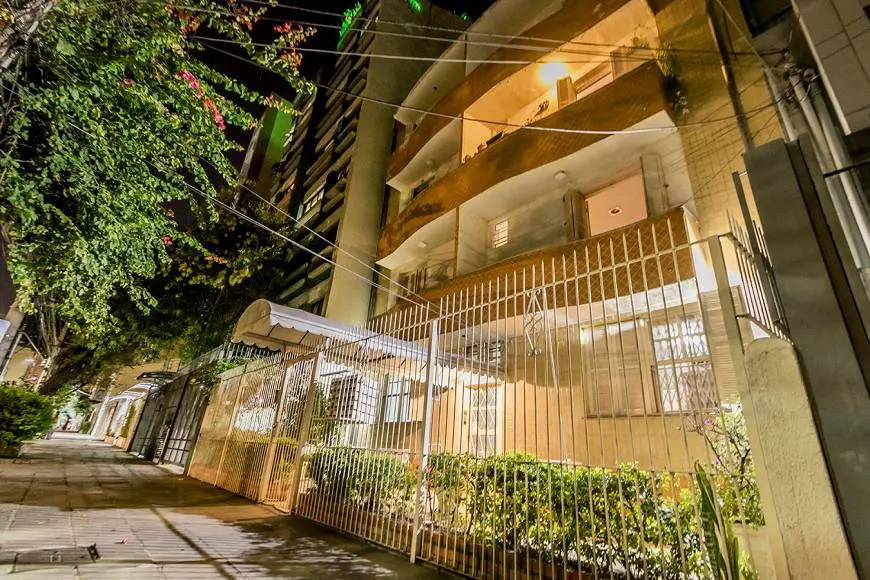 Foto 1 de Apartamento com 4 Quartos à venda, 174m² em Centro, Porto Alegre