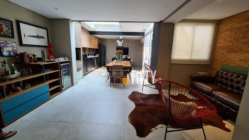 Foto 2 de Casa com 2 Quartos para venda ou aluguel, 200m² em Vila Olímpia, São Paulo