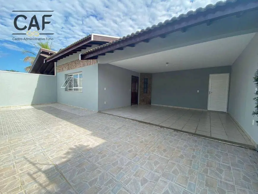 Foto 3 de Casa com 3 Quartos à venda, 130m² em Morada das Flores, Holambra