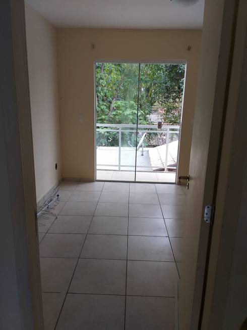 Foto 5 de Casa de Condomínio com 2 Quartos para alugar, 50m² em Maria Paula, São Gonçalo