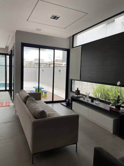 Foto 1 de Casa de Condomínio com 4 Quartos à venda, 336m² em Jardim do Golfe, São José dos Campos