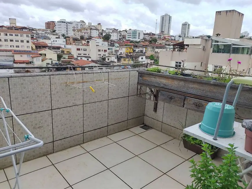 Foto 1 de Cobertura com 2 Quartos à venda, 100m² em Sagrada Família, Belo Horizonte
