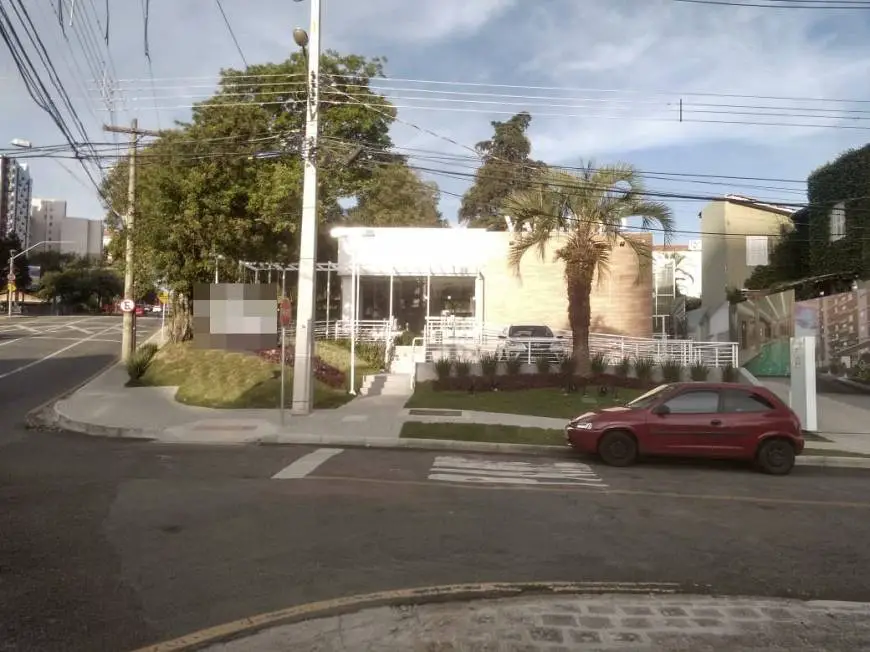 Foto 2 de Lote/Terreno à venda, 920m² em Cabral, Curitiba