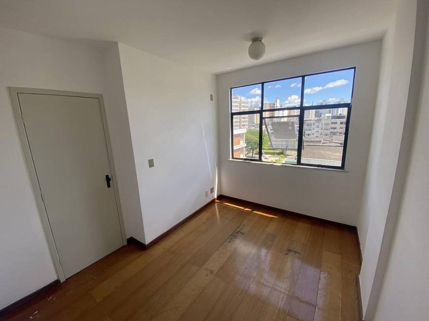 Foto 4 de Apartamento com 1 Quarto para alugar, 40m² em Santa Helena, Juiz de Fora