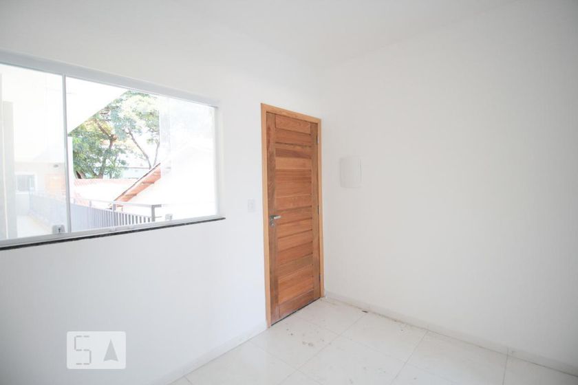 Foto 1 de Apartamento com 1 Quarto para alugar, 28m² em Vila Jacuí, São Paulo
