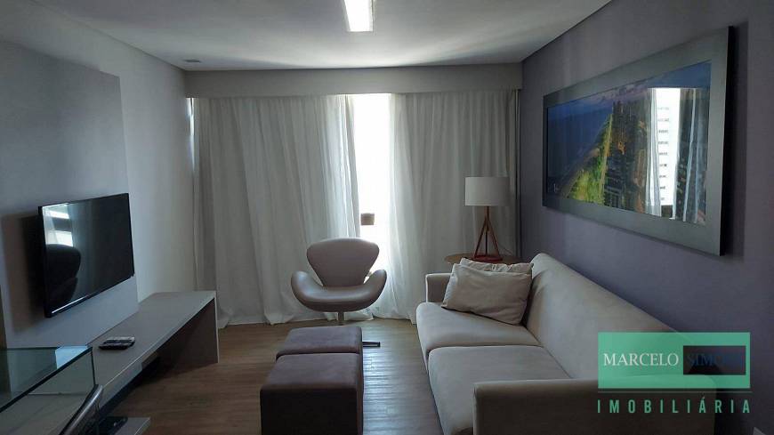 Foto 1 de Apartamento com 2 Quartos à venda, 72m² em Boa Viagem, Recife
