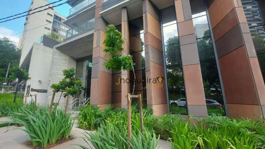 Foto 1 de Apartamento com 2 Quartos para alugar, 70m² em Cidade Jardim, São Paulo