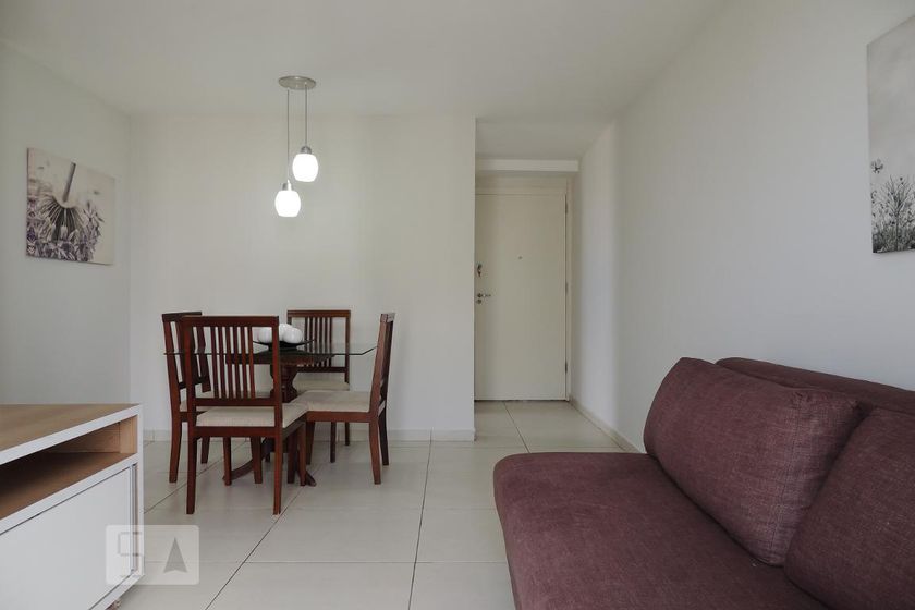 Foto 5 de Apartamento com 2 Quartos para alugar, 51m² em Jacarepaguá, Rio de Janeiro