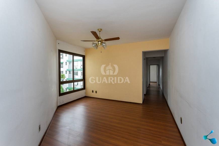 Foto 2 de Apartamento com 2 Quartos à venda, 76m² em Nonoai, Porto Alegre