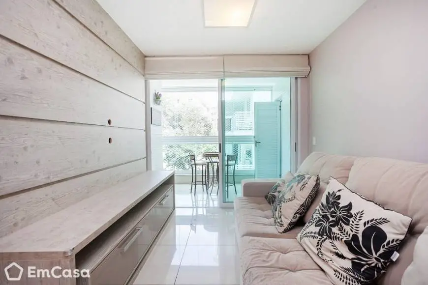 Foto 2 de Apartamento com 3 Quartos à venda, 104m² em Charitas, Niterói