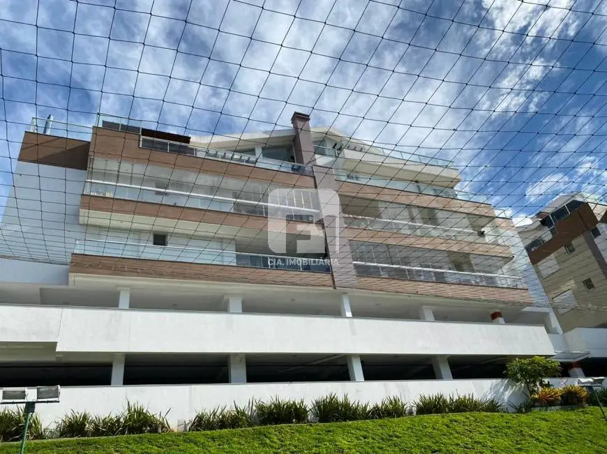 Foto 2 de Apartamento com 4 Quartos para alugar, 151m² em Coqueiros, Florianópolis