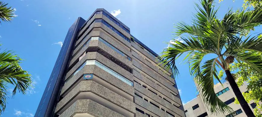 Foto 1 de Apartamento com 4 Quartos à venda, 224m² em Meireles, Fortaleza