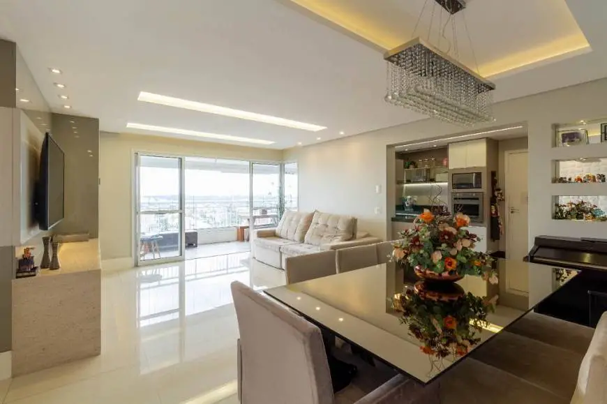 Foto 1 de Apartamento com 4 Quartos à venda, 155m² em Portão, Curitiba