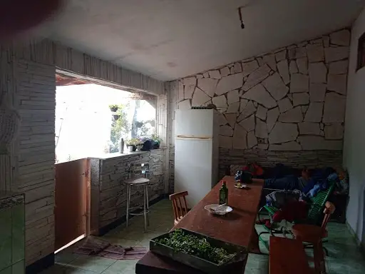 Foto 3 de Casa com 2 Quartos à venda, 250m² em Centro, Hidrolândia