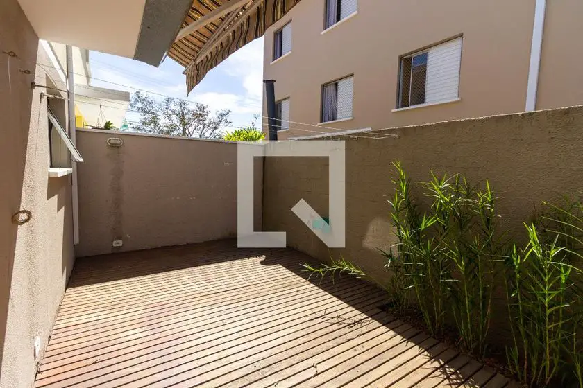Foto 5 de Casa com 2 Quartos para alugar, 120m² em Cidade São Francisco, São Paulo