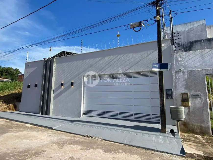 Foto 1 de Casa com 2 Quartos à venda, 155m² em Jardim Europa, Rio Branco