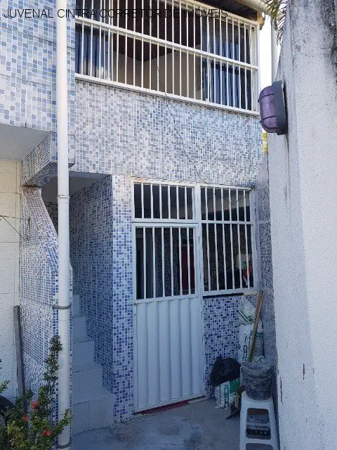 Foto 1 de Casa com 2 Quartos para alugar, 70m² em Piatã, Salvador